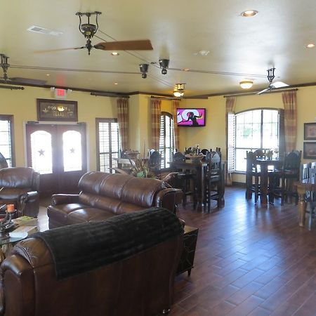 Hotel Texas Cuero エクステリア 写真