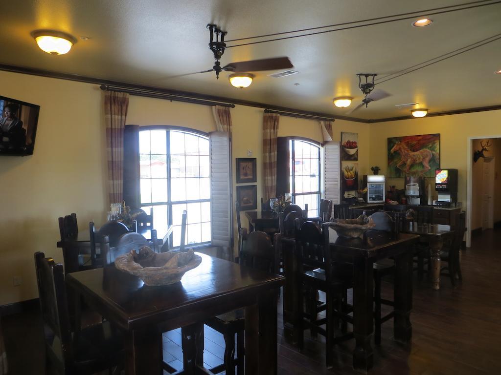 Hotel Texas Cuero エクステリア 写真