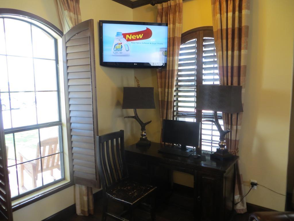 Hotel Texas Cuero エクステリア 写真